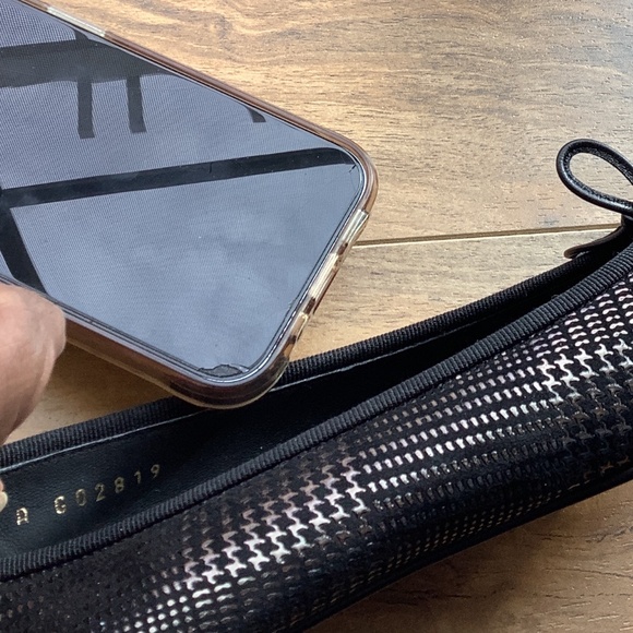 CHANEL BALLET FLAT IN TEXTURE BLACK LEATHER - Picture 6 of 6